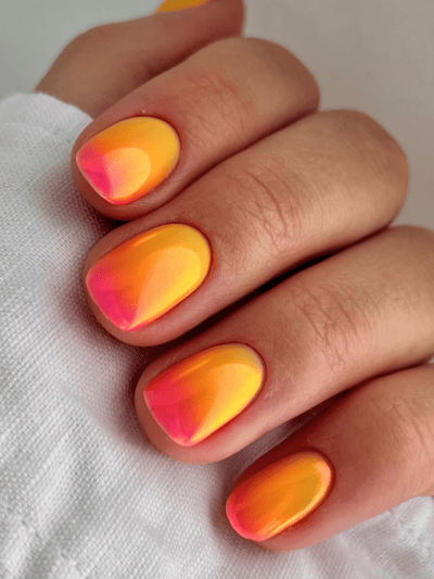 colori estivi per unghie sfumate